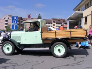 Photo Rassemblement Oldtimer 89