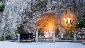 Photo Grotte Grandvillard 2